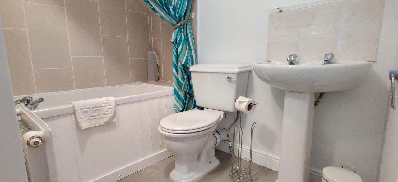 Aaron Lodge Guest House Leicester Ngoại thất bức ảnh