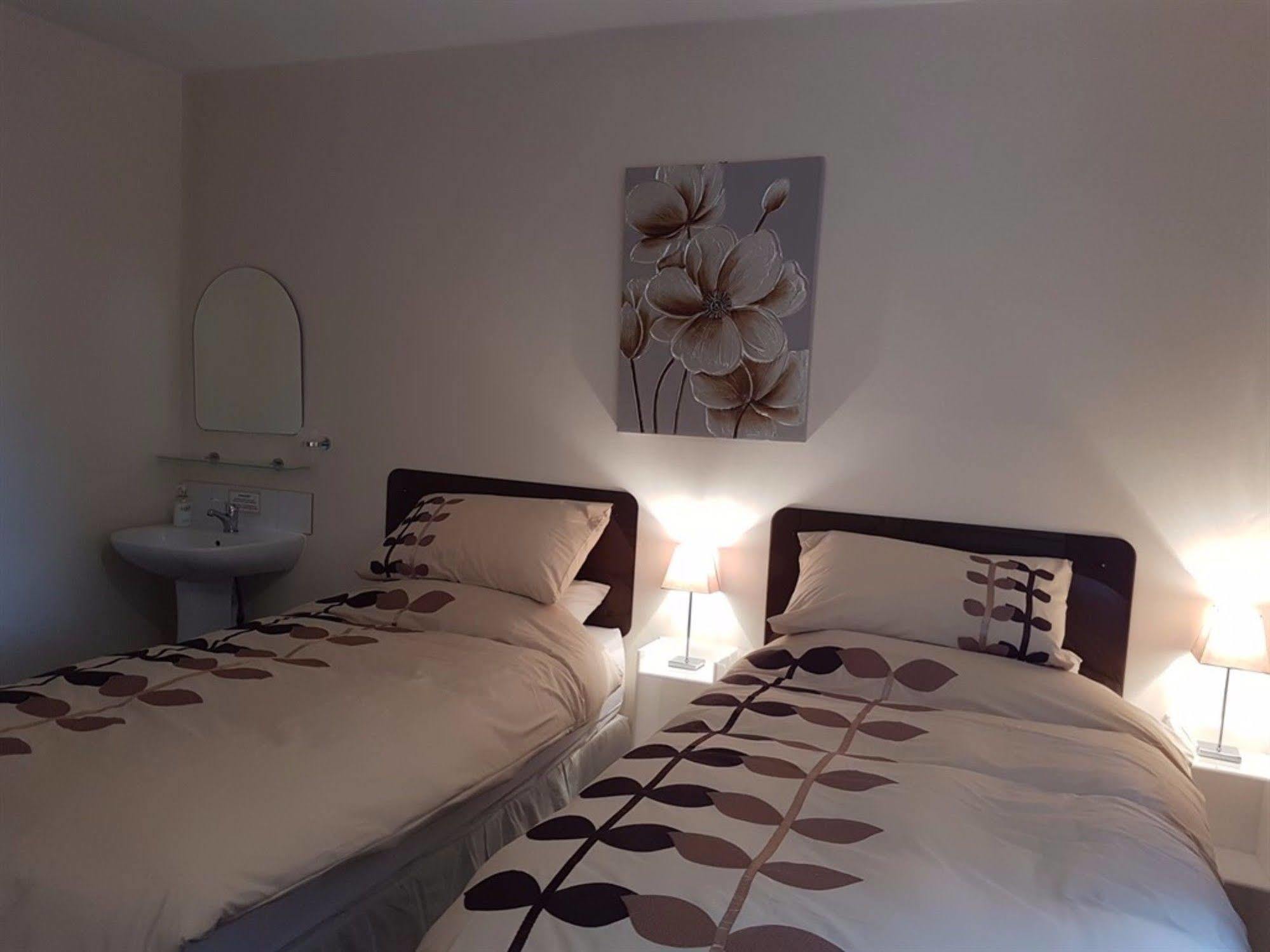 Aaron Lodge Guest House Leicester Ngoại thất bức ảnh